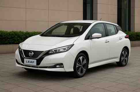 Pajak Mobil Nissan Leaf Terbaru Saat Ini